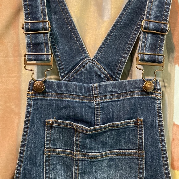 Blue Spice denim overall shorts - Picture 4 of 9